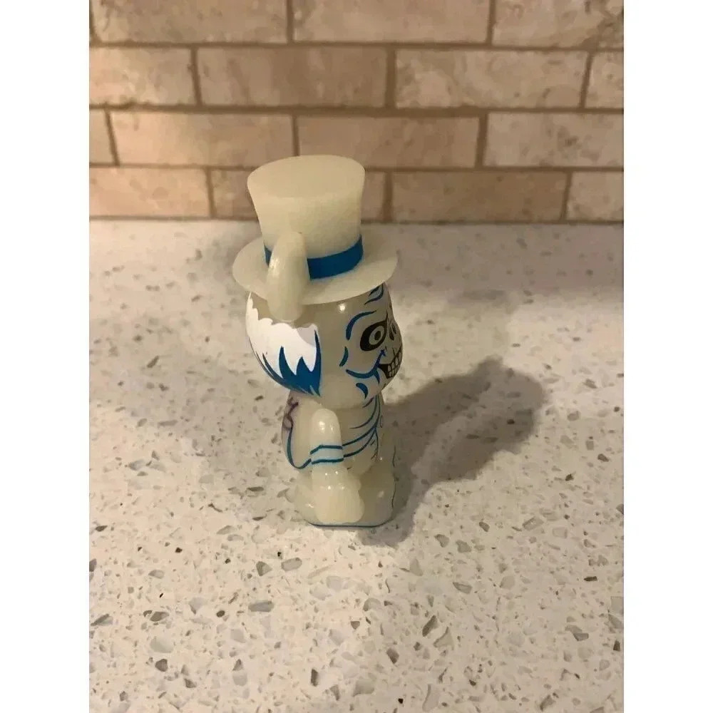 Signed DISNEY VINYLMATION 3" HAUNTED MANSION SERIES 1 HATBOX GHOST bt - Picture 2 of 7
